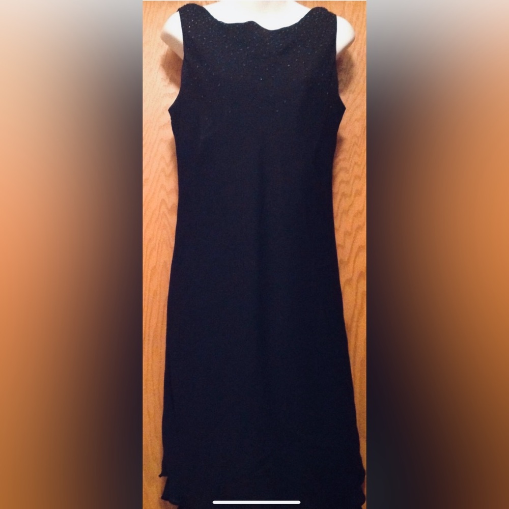 DR Sleeveless Black Sheath Dress Beaded Bodice Womens Misses Size 12